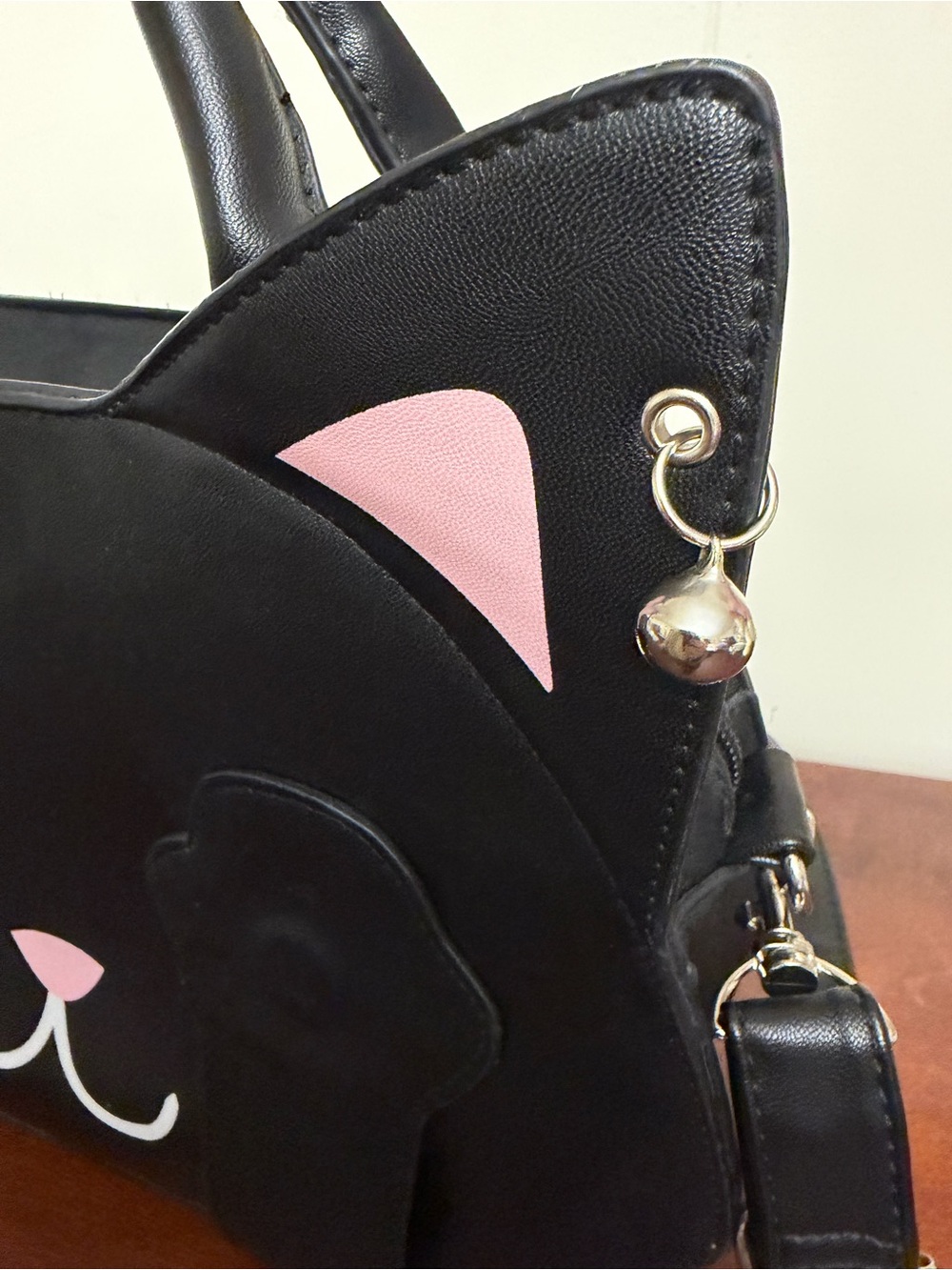 Banned Alternative Black Cat Bag of Tricks magnetic paws Crossbody Handbag - Picture 11 of 16